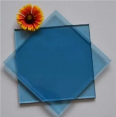 Modré plavené sklo Ford