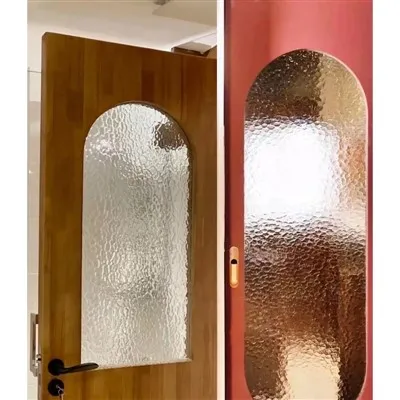 Vzorované dvojité sklo