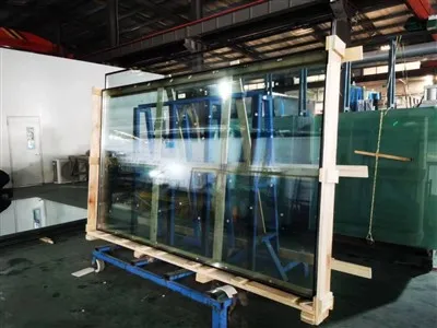 Trojité izolačné sklo